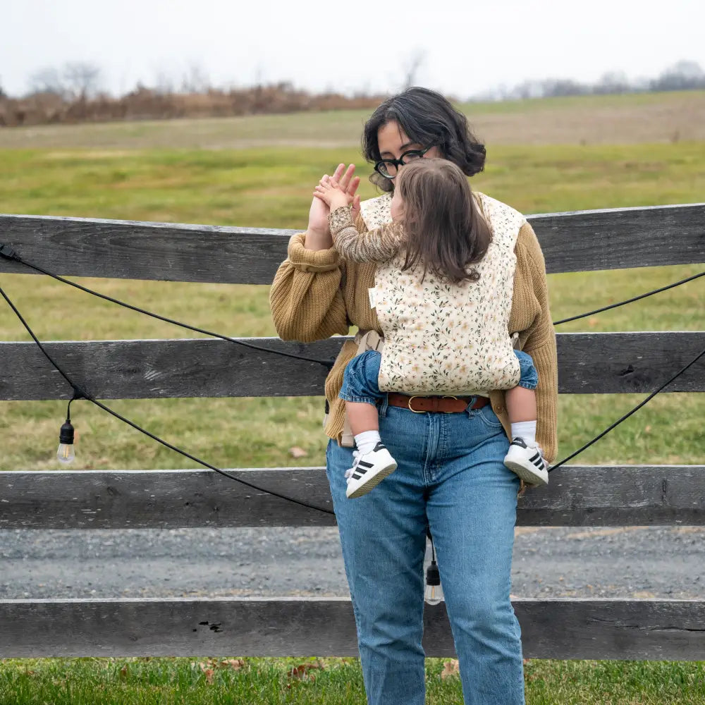 Flor - Lark Baby Carrier™ - baby carrier hope&plum