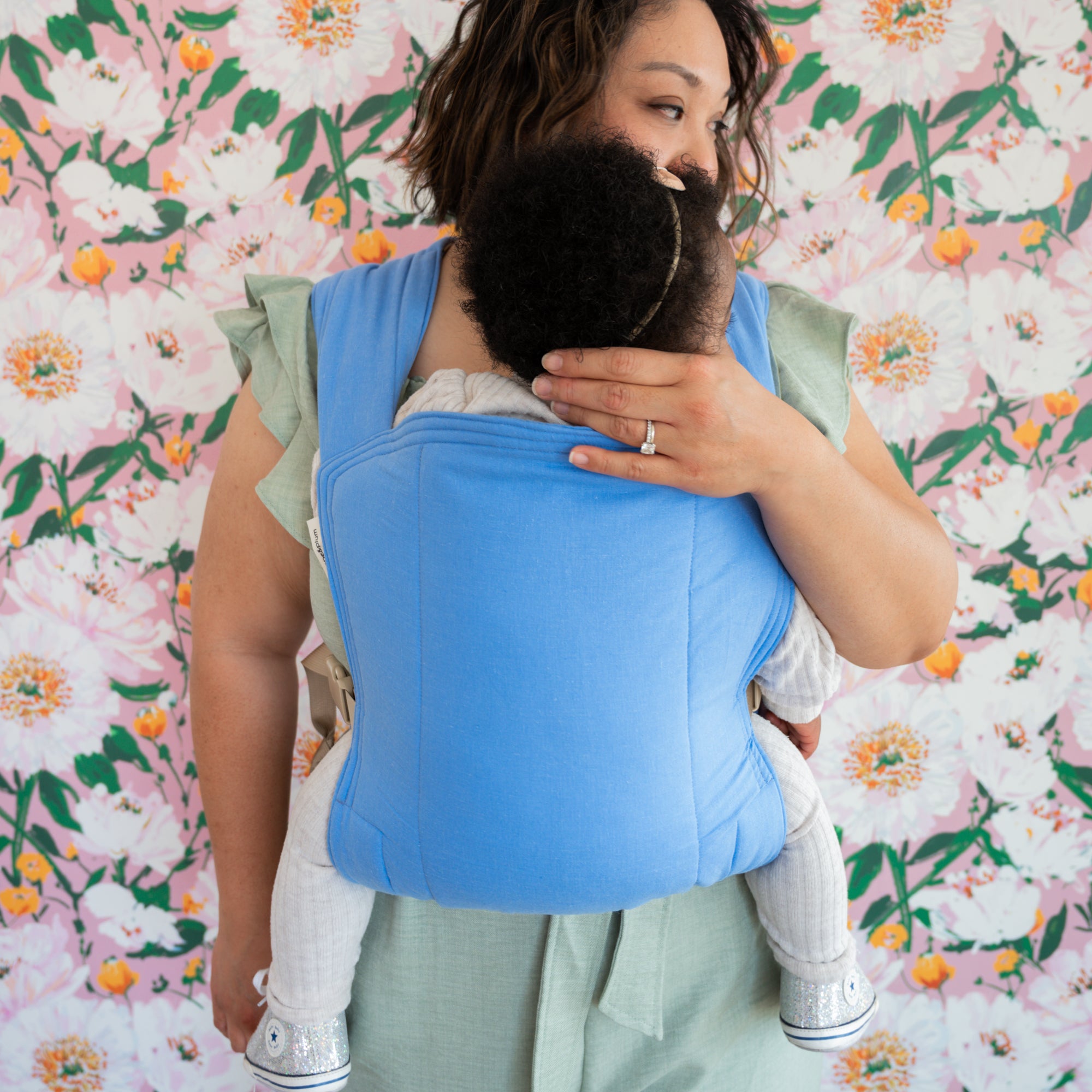Belle Lark Baby Carrier
