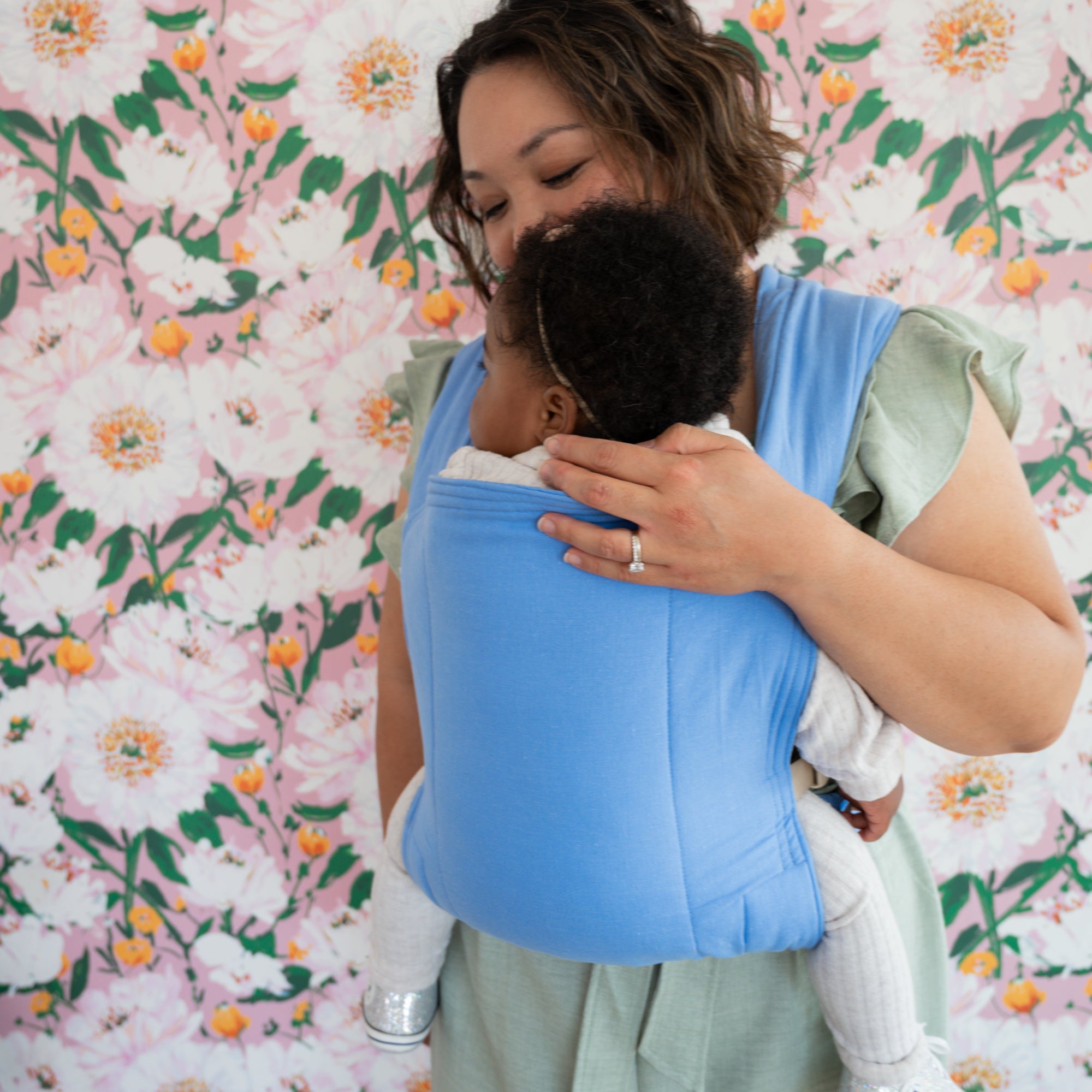 Belle Lark Baby Carrier