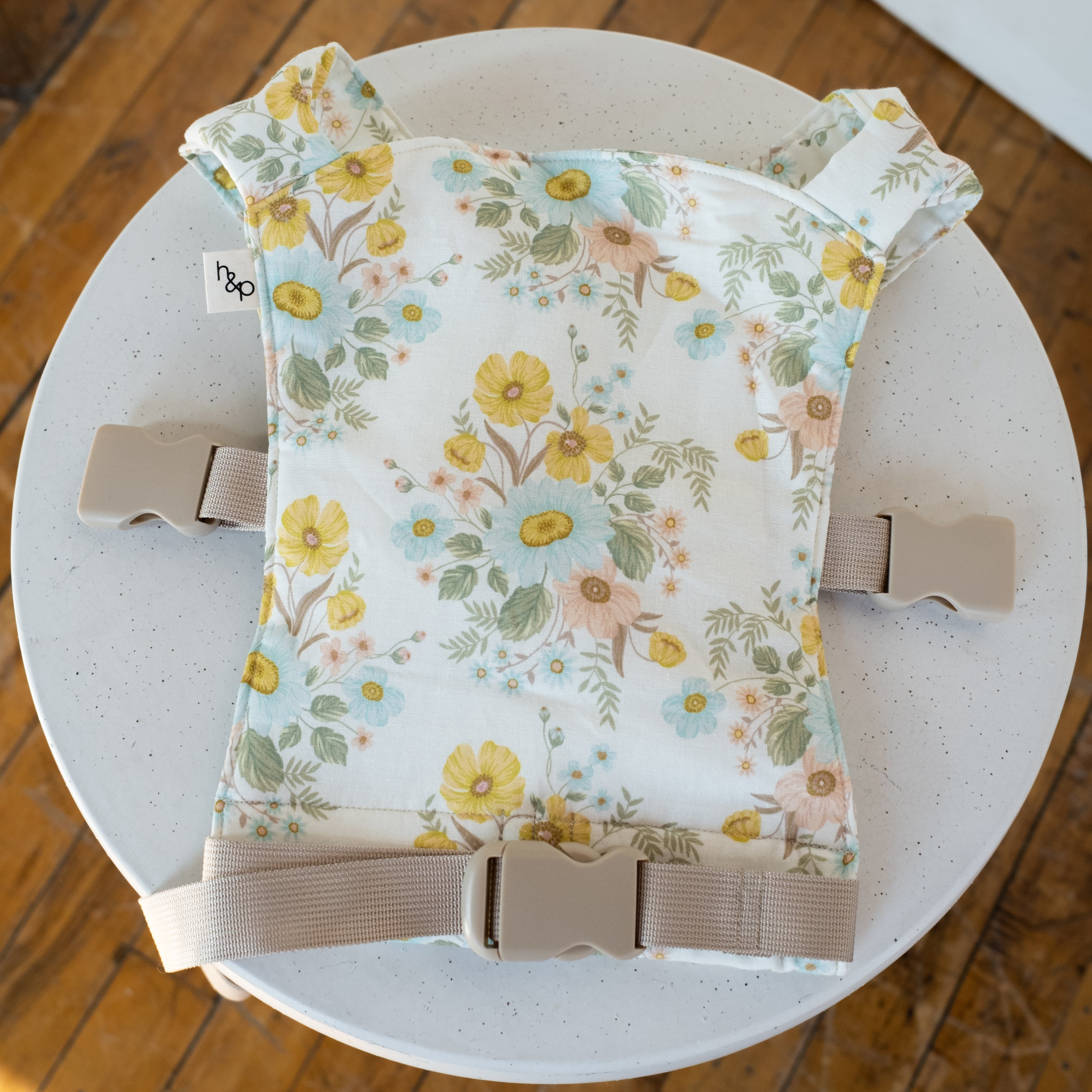 Mini Lark Doll Carrier