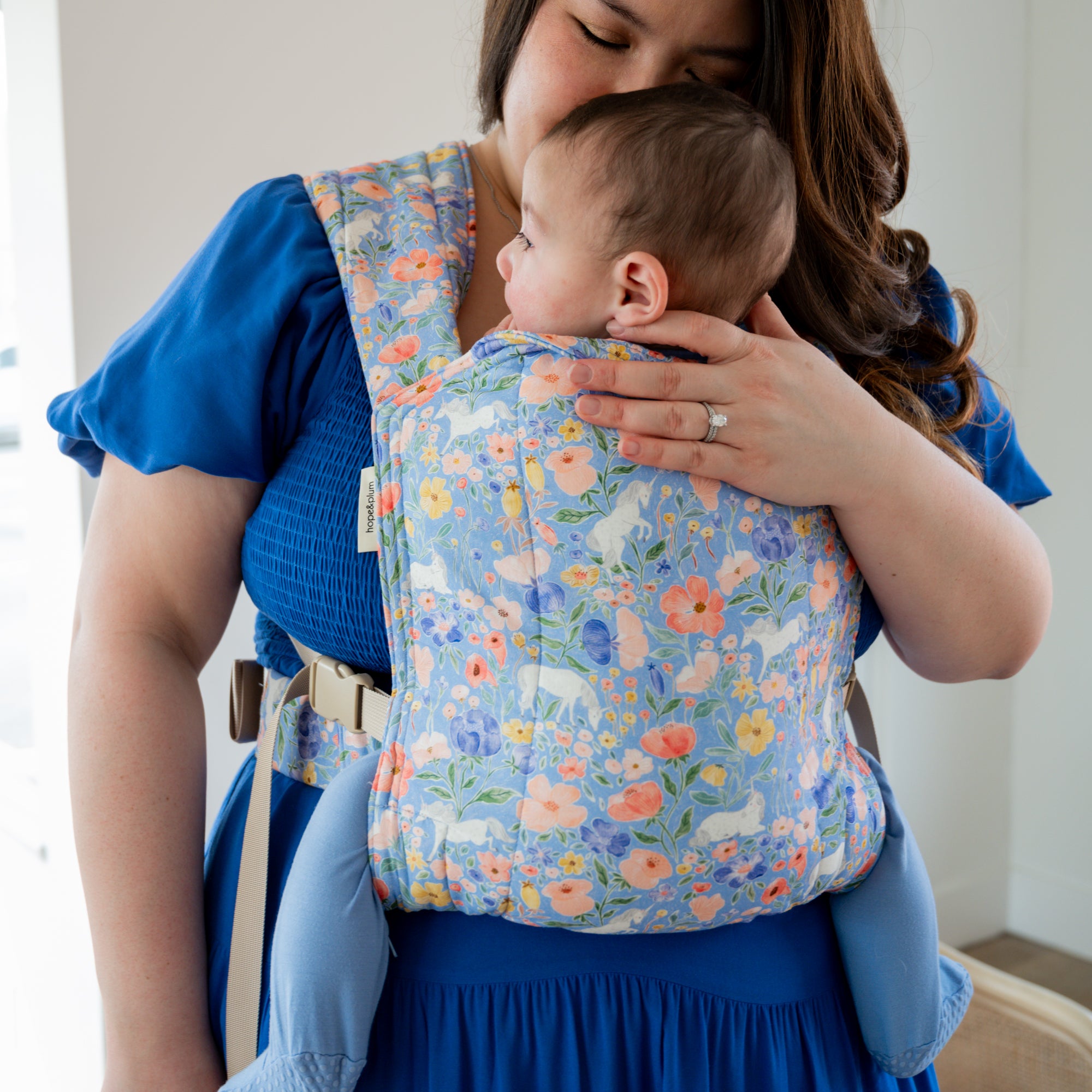 Charm Lark Baby Carrier