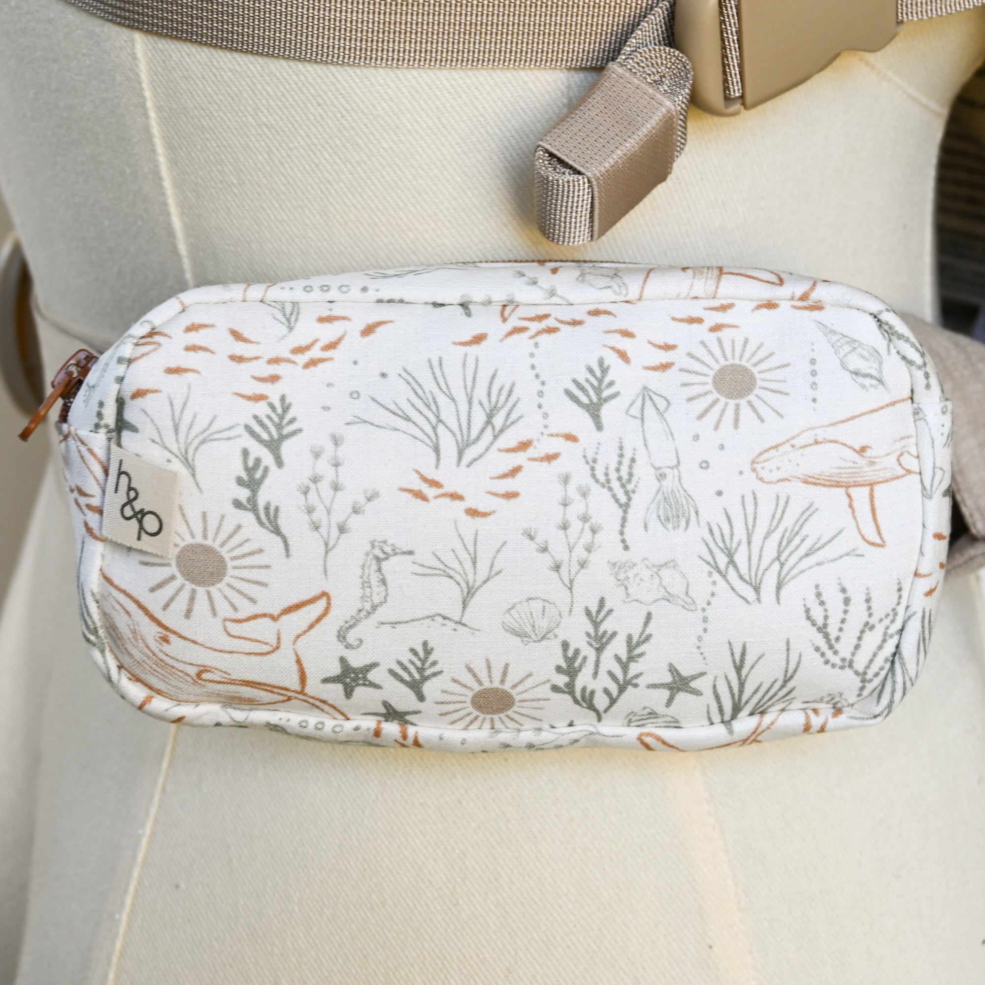 Lark Pocket