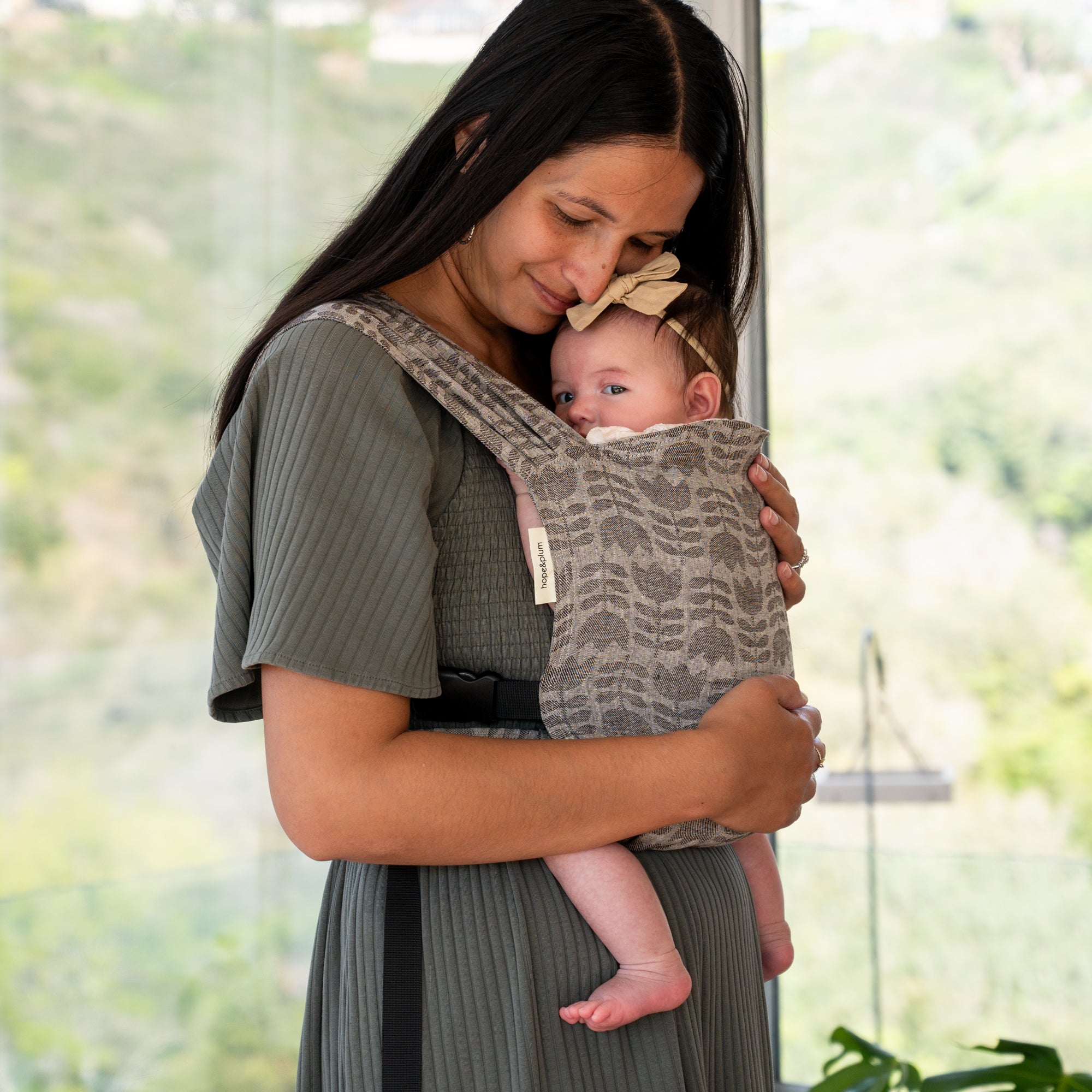 Tulip Sprout Newborn Carrier