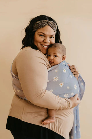 Doula Kaytee in Flower Power Ring Sling