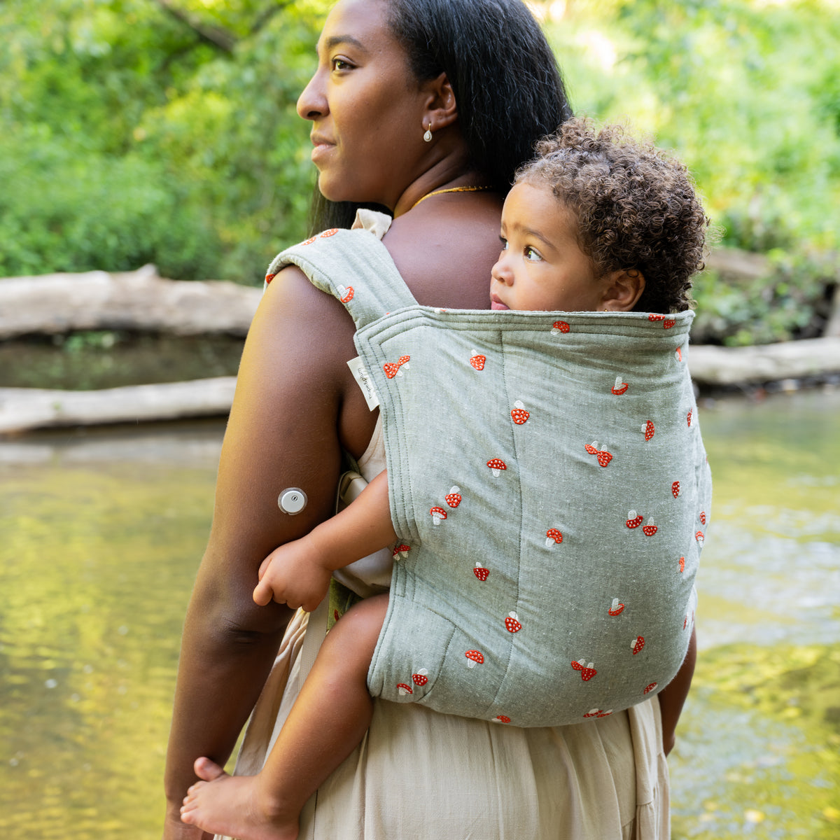 Amanita Lark Kid Carrier