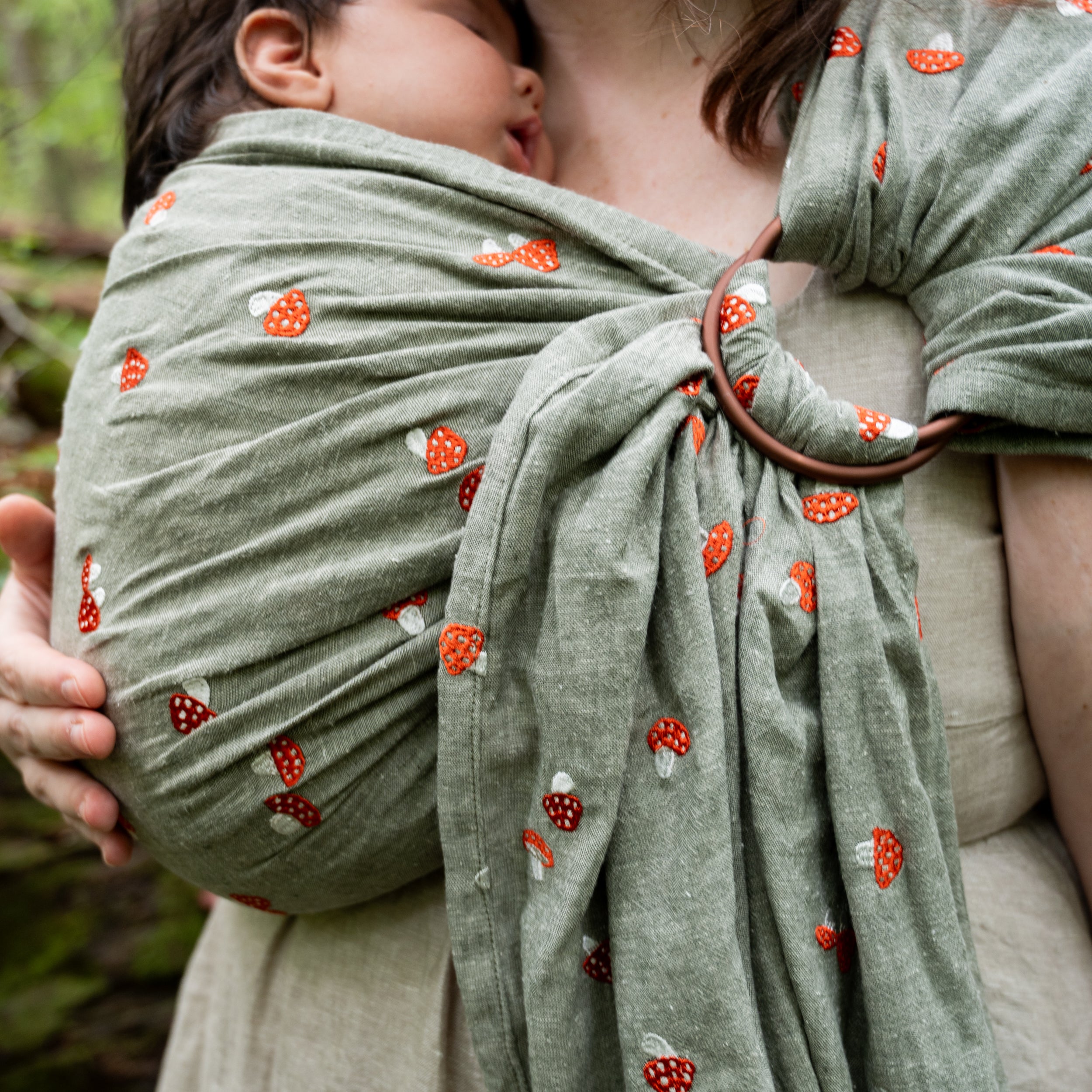 Amanita Ring Sling