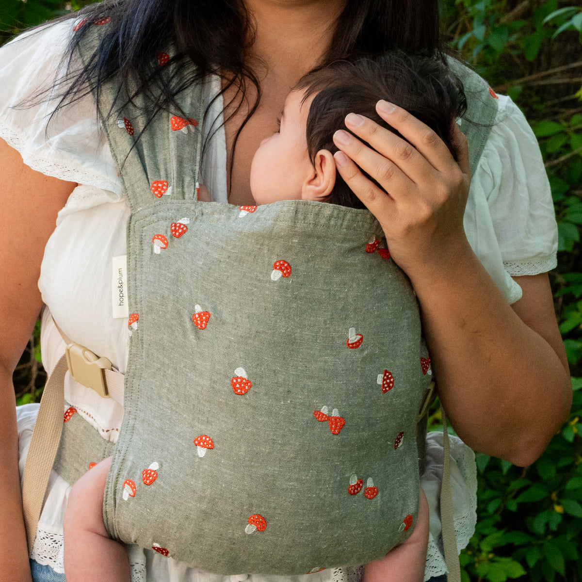 Amanita Sprout Newborn Carrier