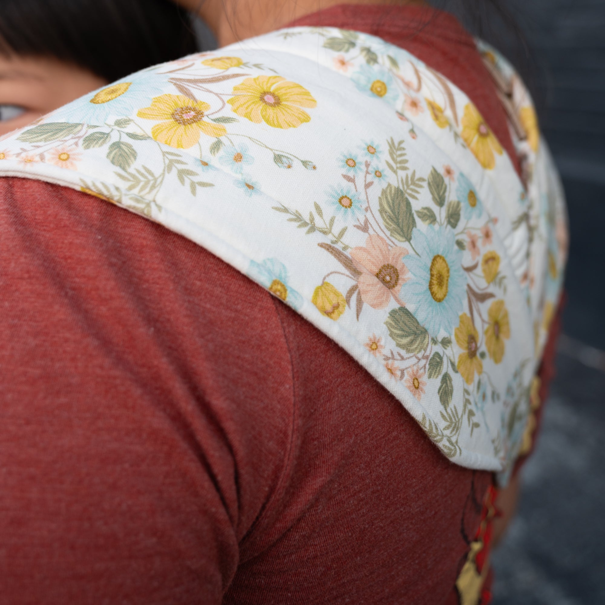 Buttercup - Lark Baby Carrier