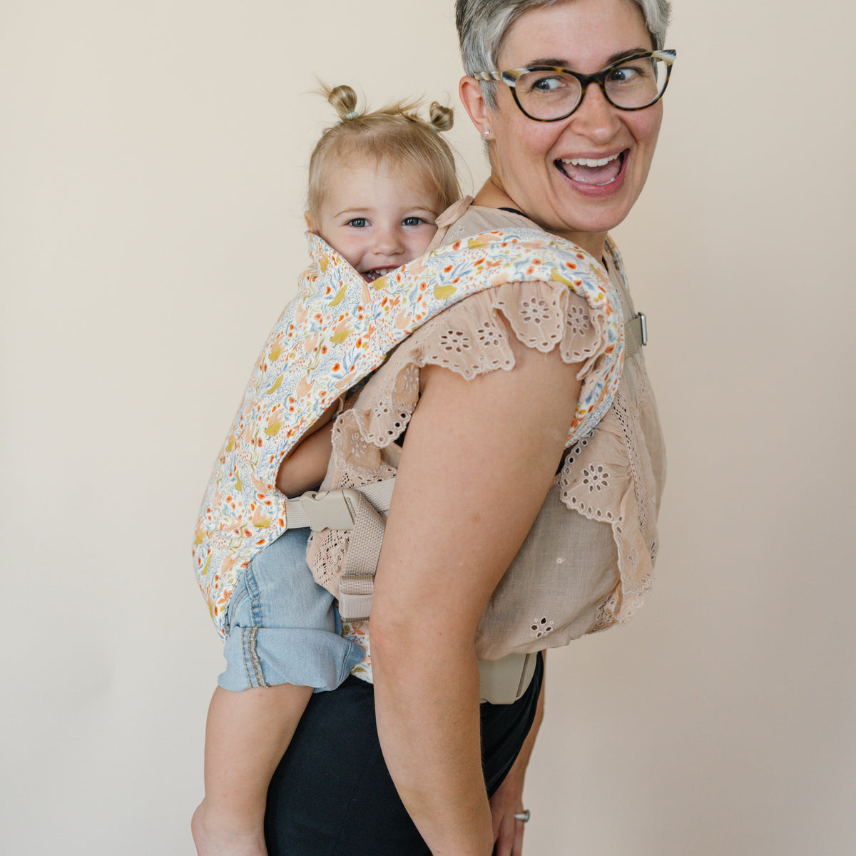 Lark Baby Carrier | Ergonomic Soft Carrier | hope&plum
