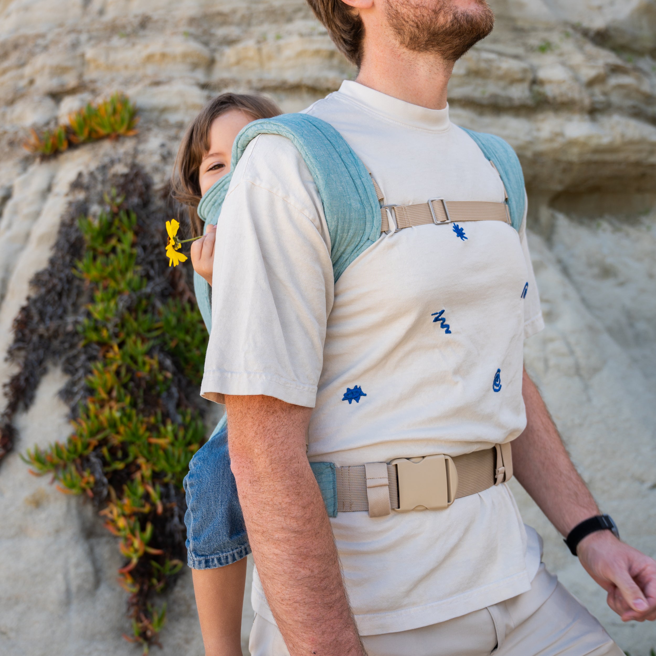 Maren Lark Kid Carrier
