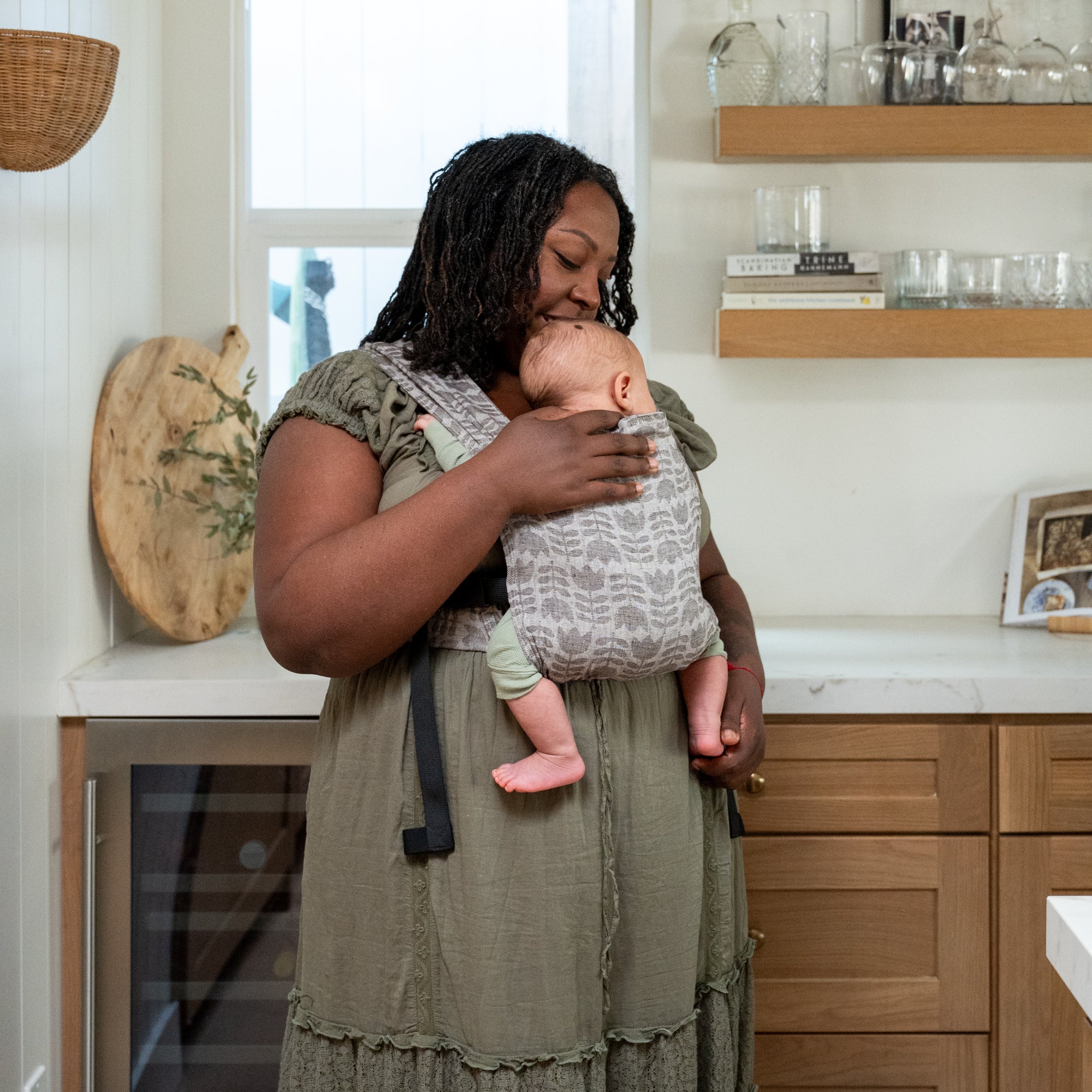 Tulip Sprout Newborn Carrier